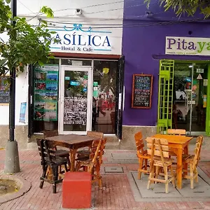 https://basilica-hostal-y-cafe.santamartahotels.net